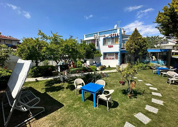Bonjourla * Urla