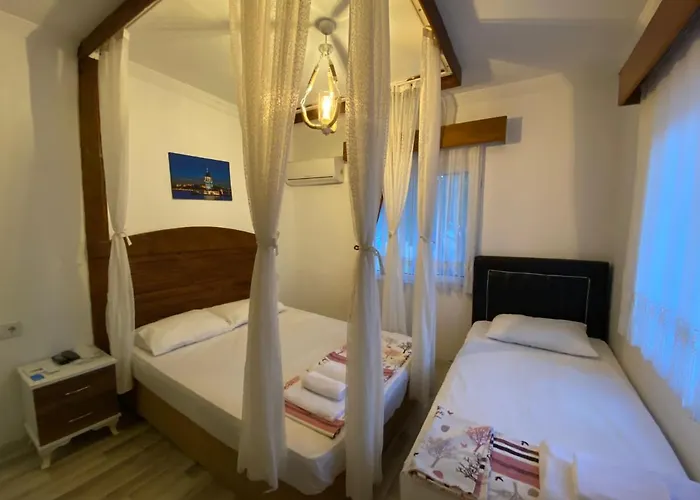 Hotel Bonjourla *