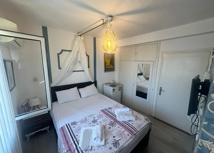 Hotel Bonjourla *