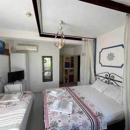 Bonjourla Hotel